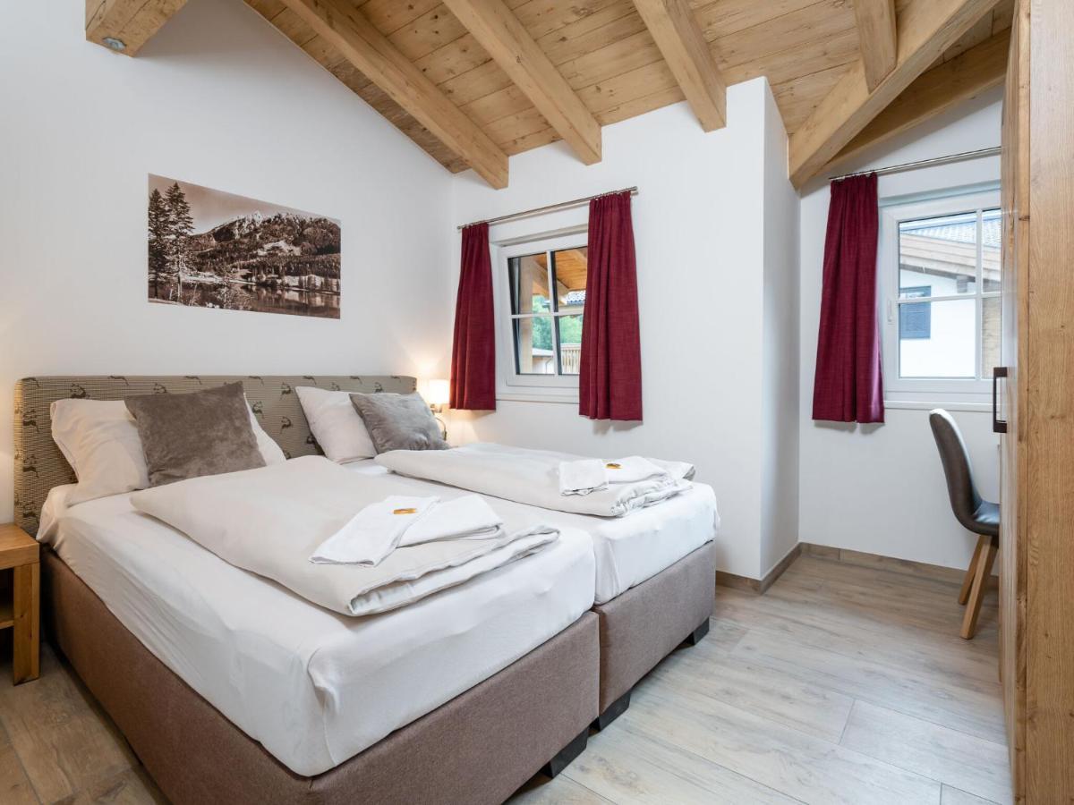 Semi Detached Chalet In M Hlbach With Sauna Mühlbach am Hochkönig المظهر الخارجي الصورة