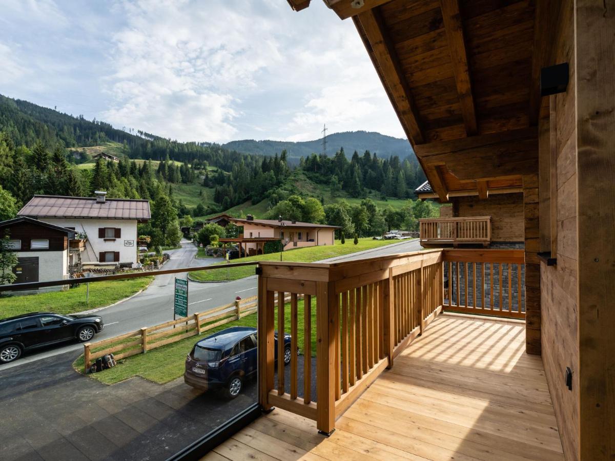 Semi Detached Chalet In M Hlbach With Sauna Mühlbach am Hochkönig المظهر الخارجي الصورة